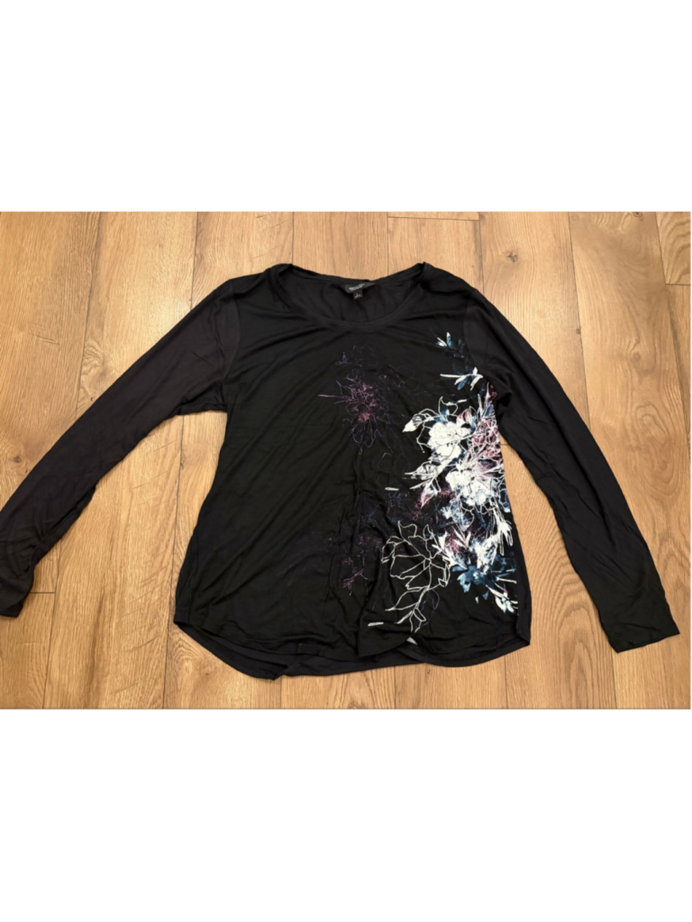 NEW Simply Vera Wang Black Floral Long Sleeve Graphic Knit Top Shirt L